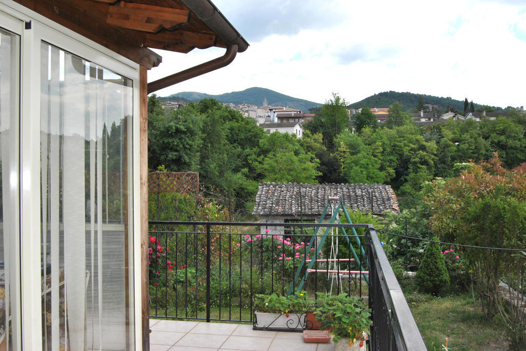 Bed and Breakfast Emily Stroncone Exterior foto